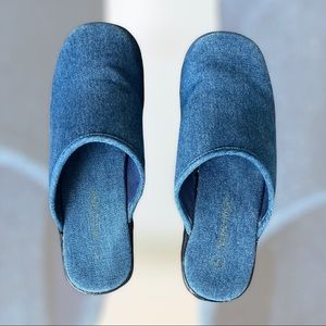 Predictions Jean material upper